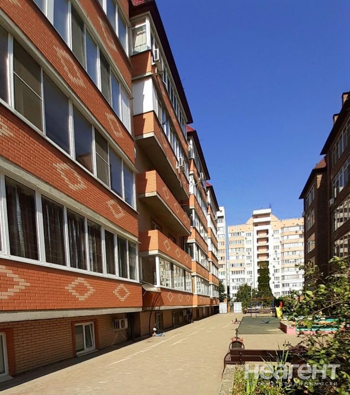 Продается 2-х комнатная квартира, 52 м²