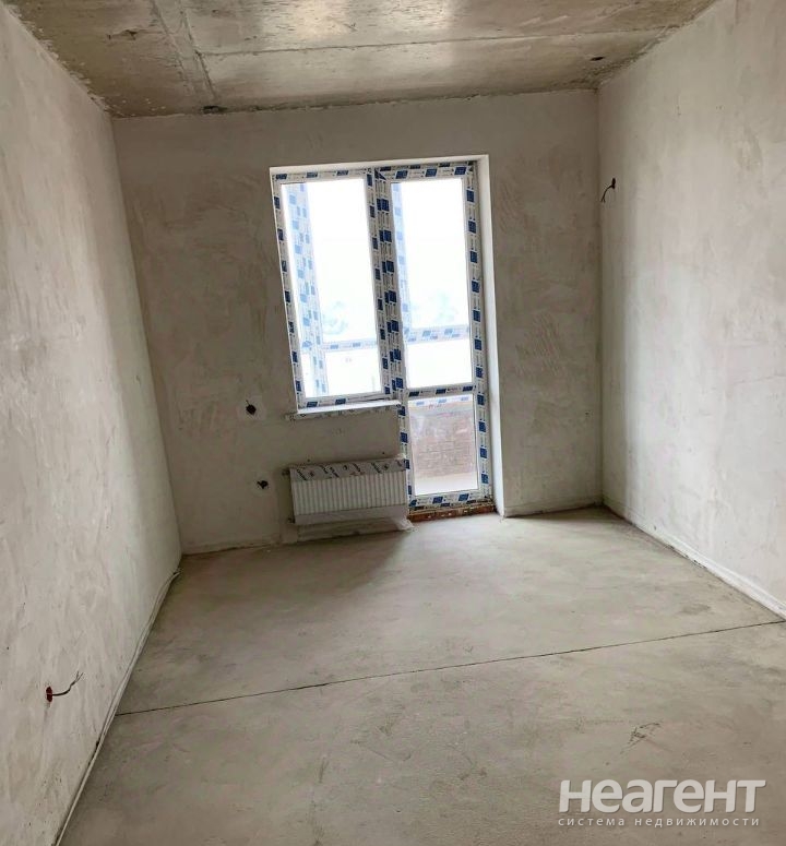 Продается 1-комнатная квартира, 45 м²