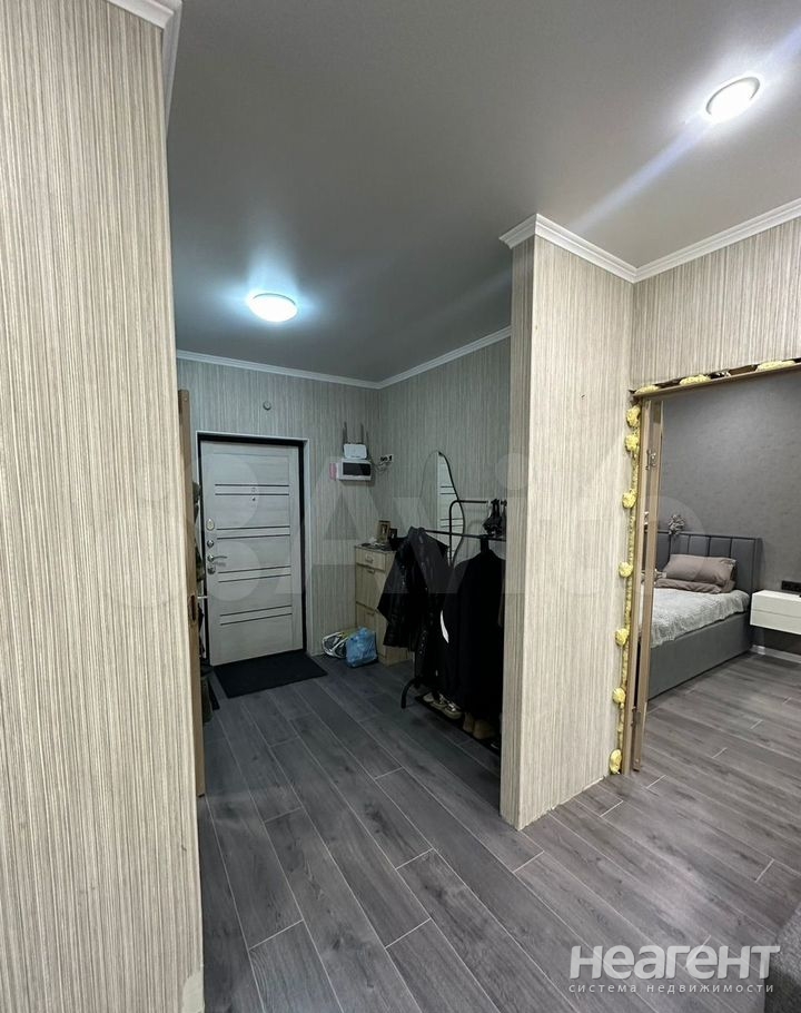 Продается 1-комнатная квартира, 41 м²