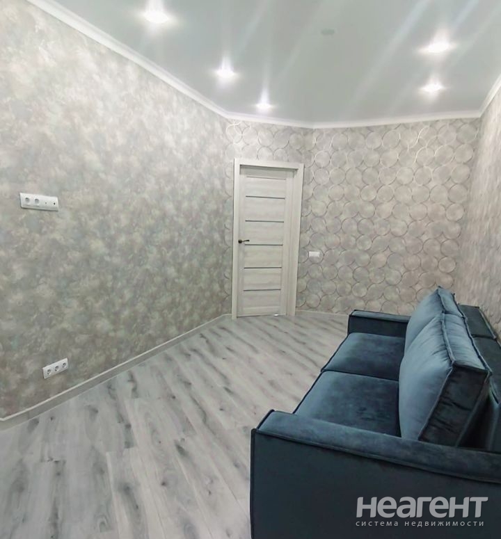 Продается 1-комнатная квартира, 40 м²