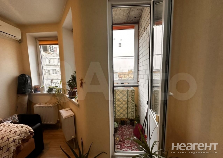 Продается 1-комнатная квартира, 24,8 м²