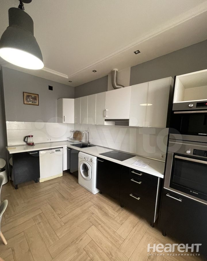 Продается 2-х комнатная квартира, 66,3 м²