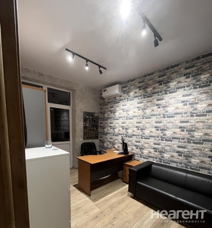 Сдается 2-х комнатная квартира, 53 м²