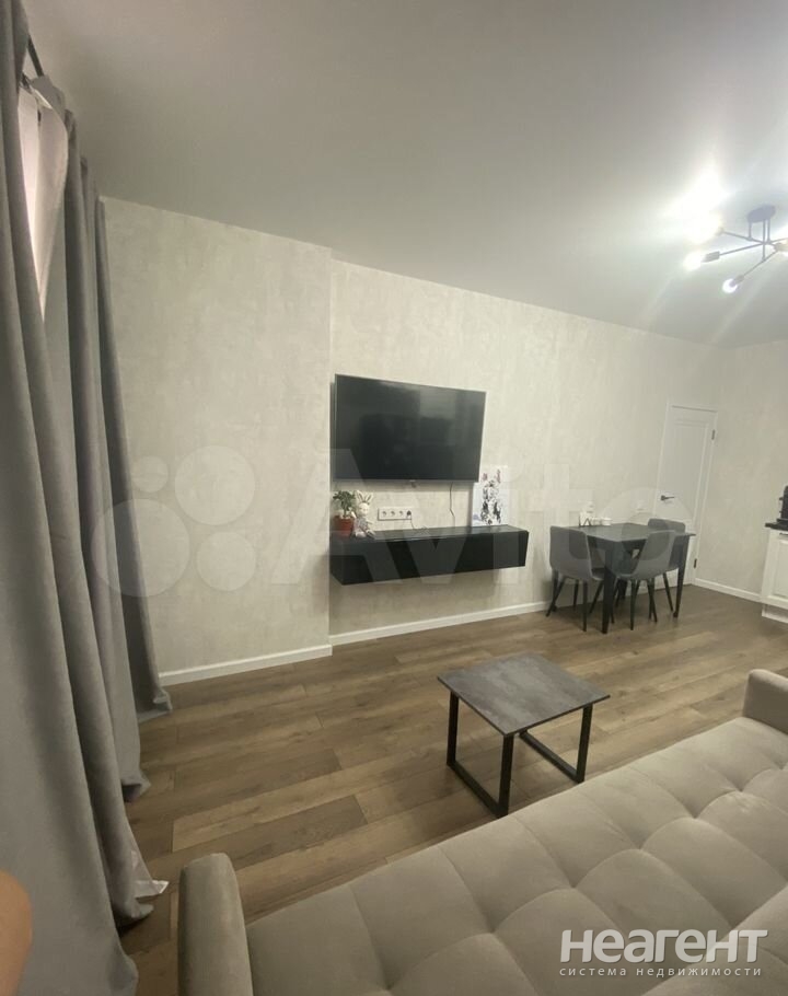 Продается 2-х комнатная квартира, 57,5 м²