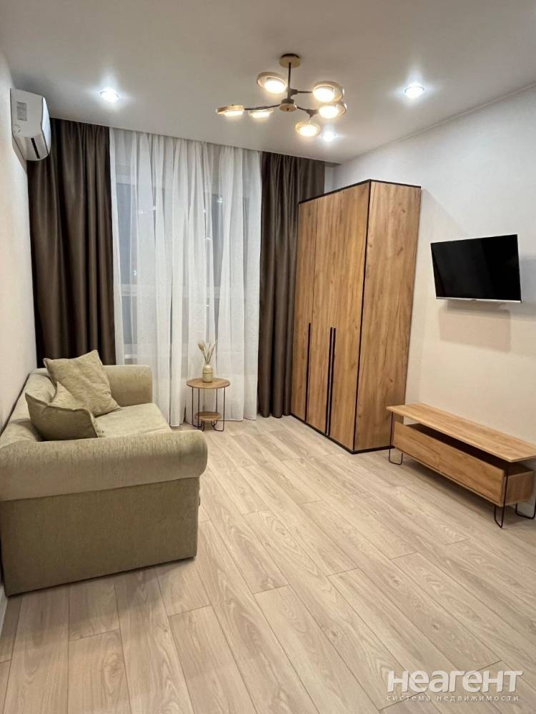 Сдается 1-комнатная квартира, 35 м²