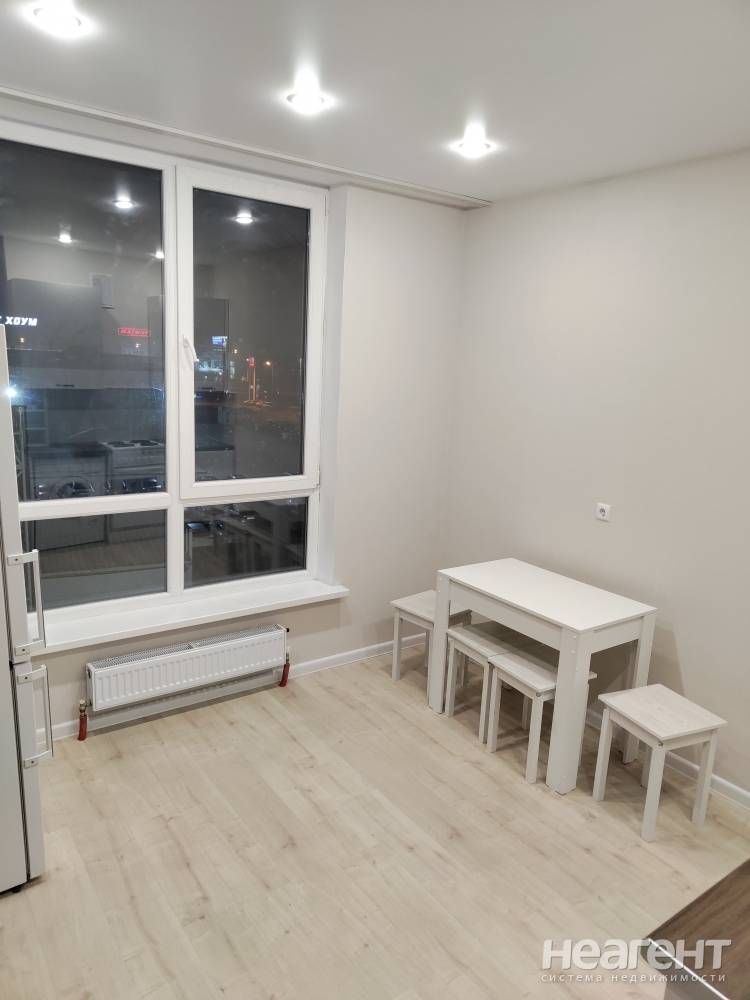 Сдается 1-комнатная квартира, 35 м²