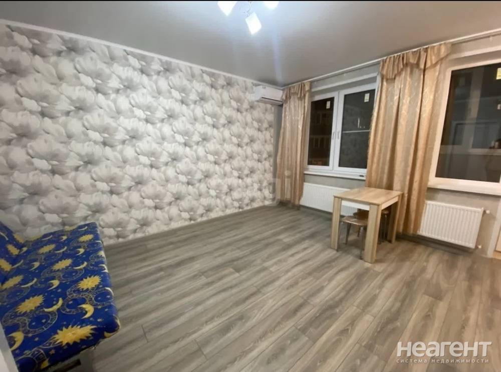 Сдается 1-комнатная квартира, 30 м²