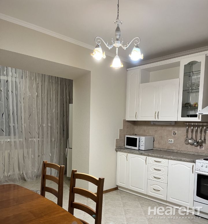 Сдается Многокомнатная квартира, 92 м²