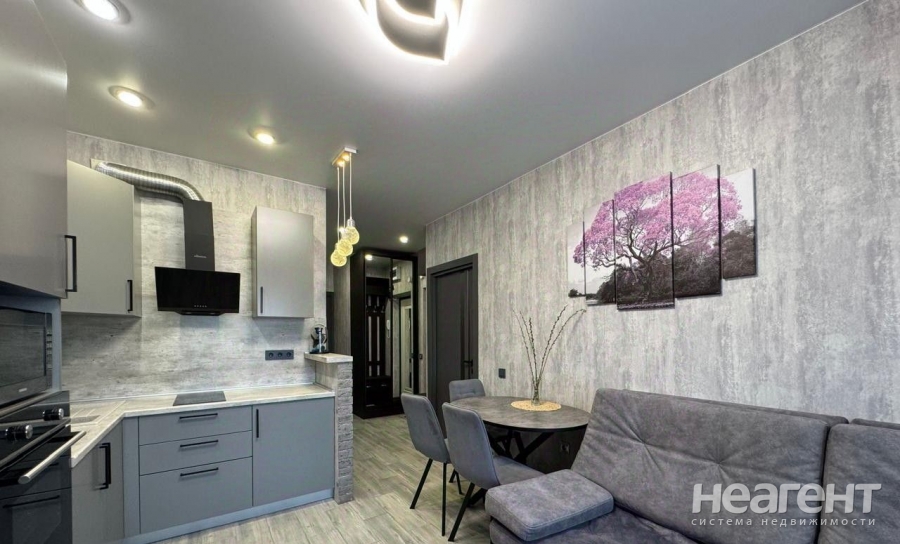 Продается 2-х комнатная квартира, 54 м²