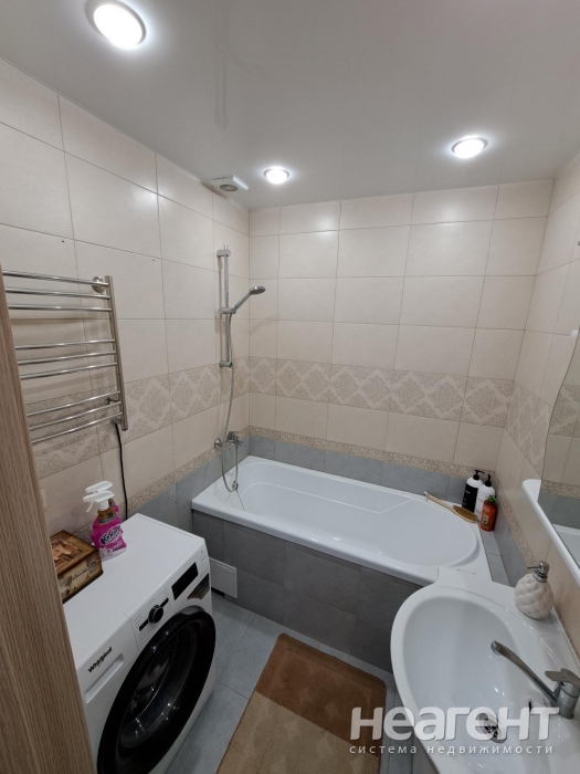 Продается 2-х комнатная квартира, 65 м²