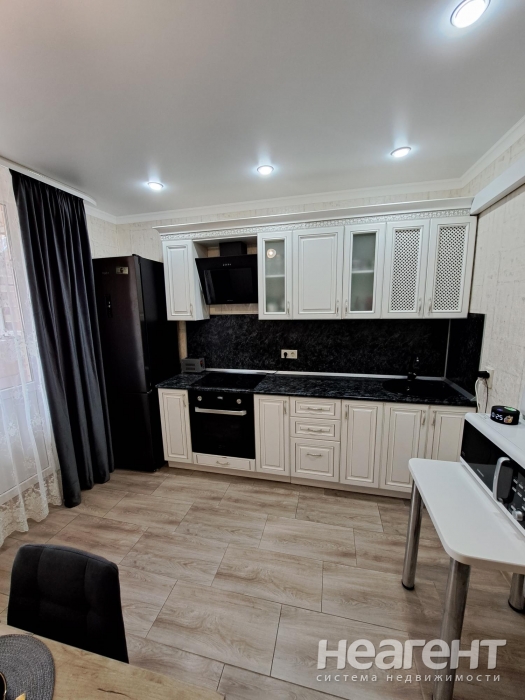 Продается 2-х комнатная квартира, 65 м²