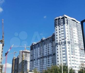 Продается 1-комнатная квартира, 42 м²