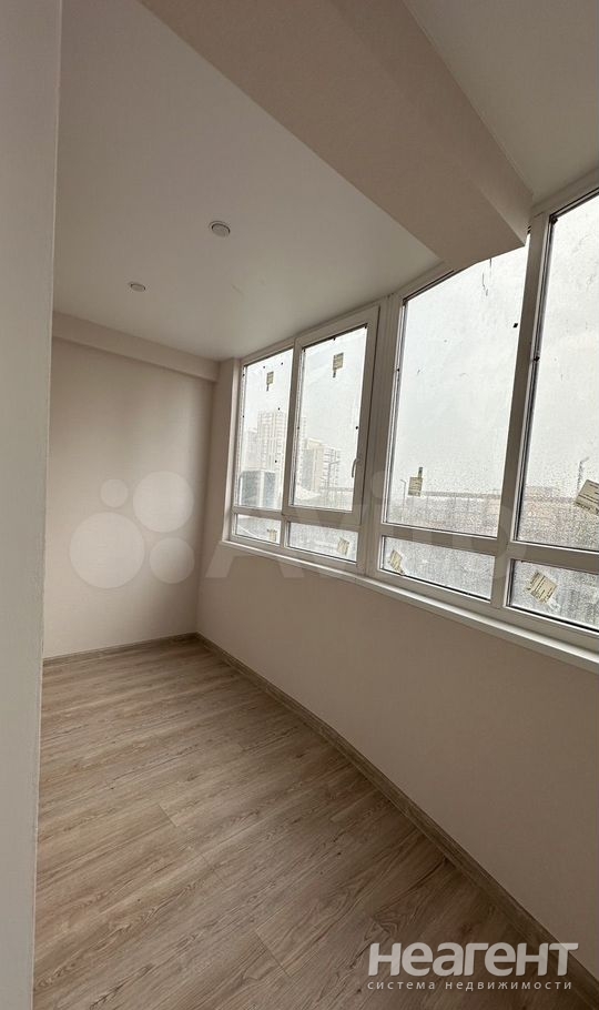 Сдается Многокомнатная квартира, 90 м²