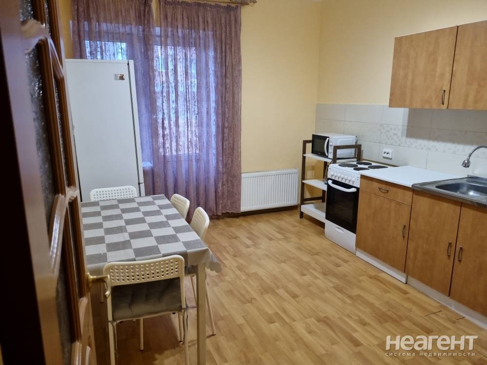 Сдается 2-х комнатная квартира, 56,8 м²