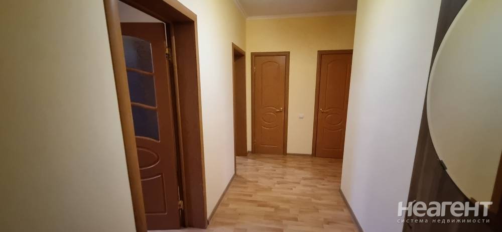 Сдается 2-х комнатная квартира, 56,8 м²