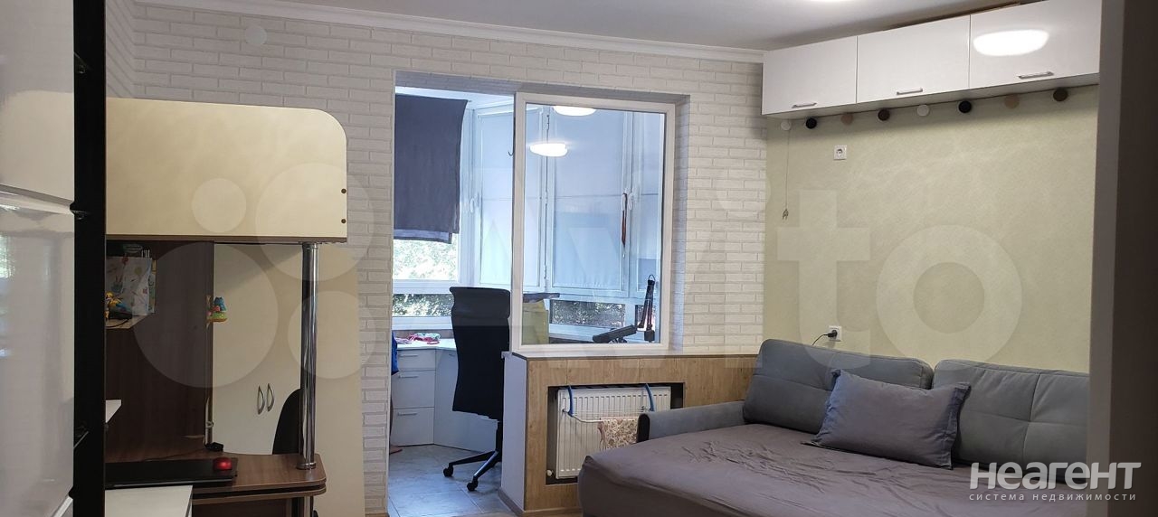 Продается 1-комнатная квартира, 32,4 м²