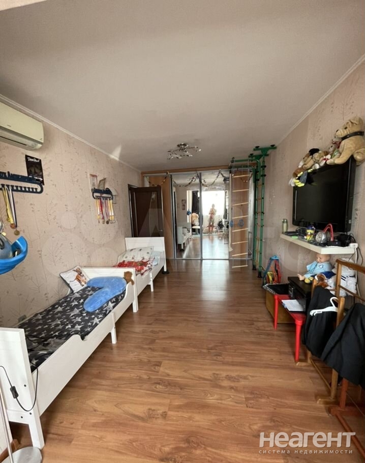 Продается 3-х комнатная квартира, 62 м²