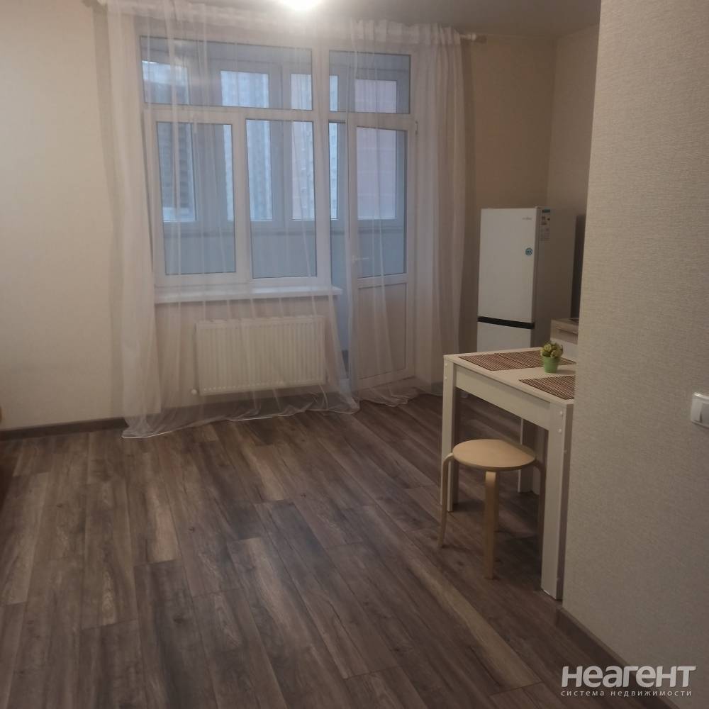 Сдается 1-комнатная квартира, 30 м²