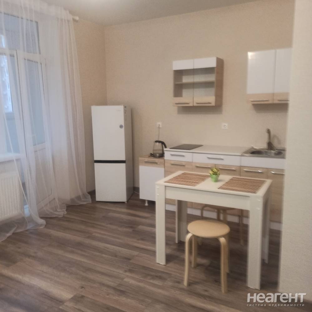 Сдается 1-комнатная квартира, 30 м²