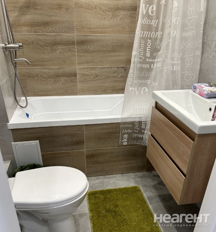 Продается 1-комнатная квартира, 35,1 м²