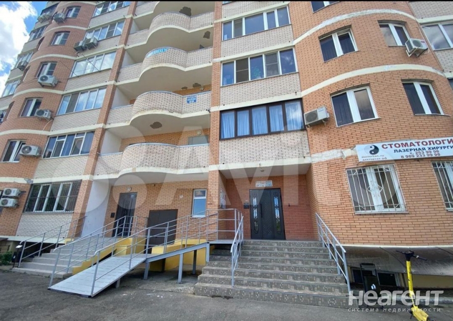 Сдается 1-комнатная квартира, 50 м²