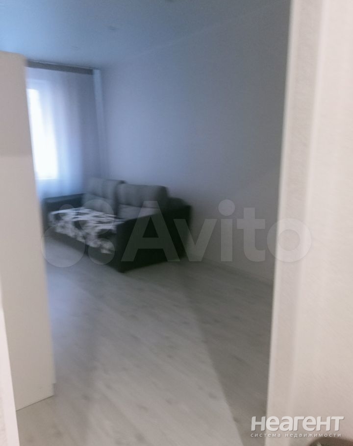 Продается 1-комнатная квартира, 40 м²