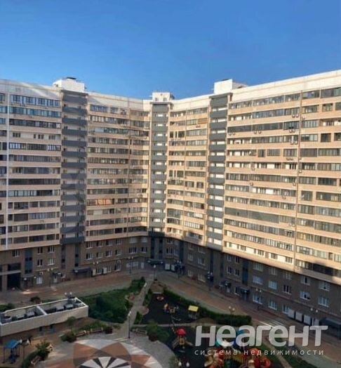 Сдается 2-х комнатная квартира, 78,3 м²