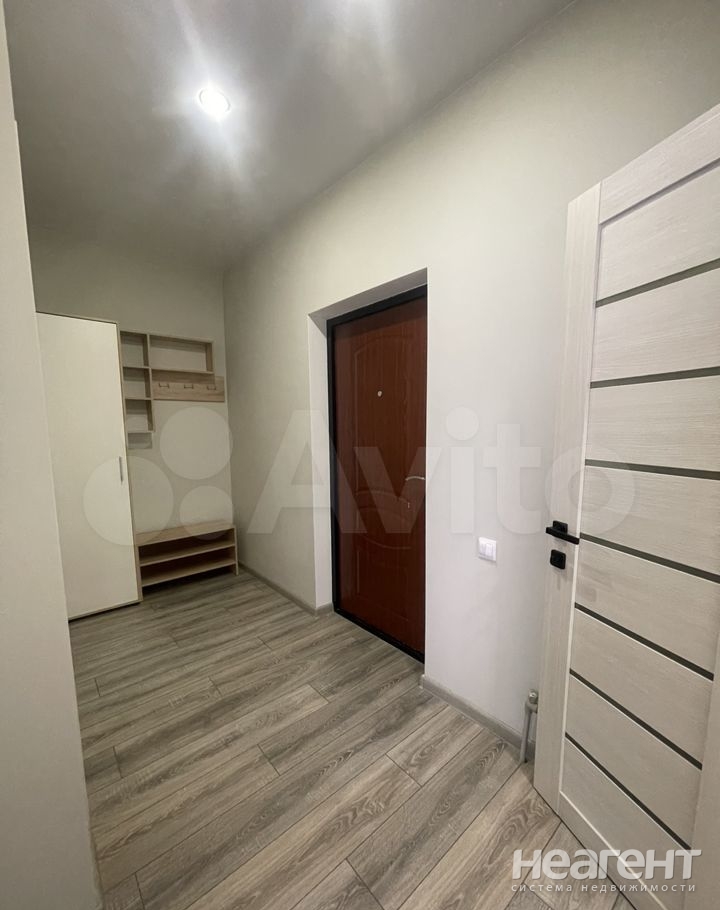 Продается 1-комнатная квартира, 37,5 м²