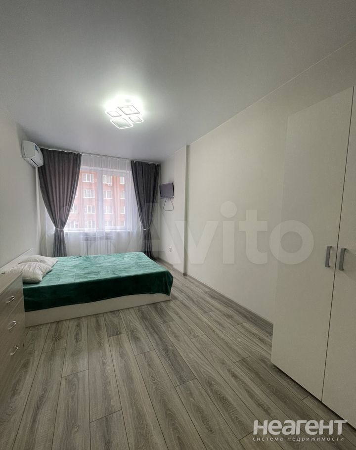 Продается 1-комнатная квартира, 37,5 м²