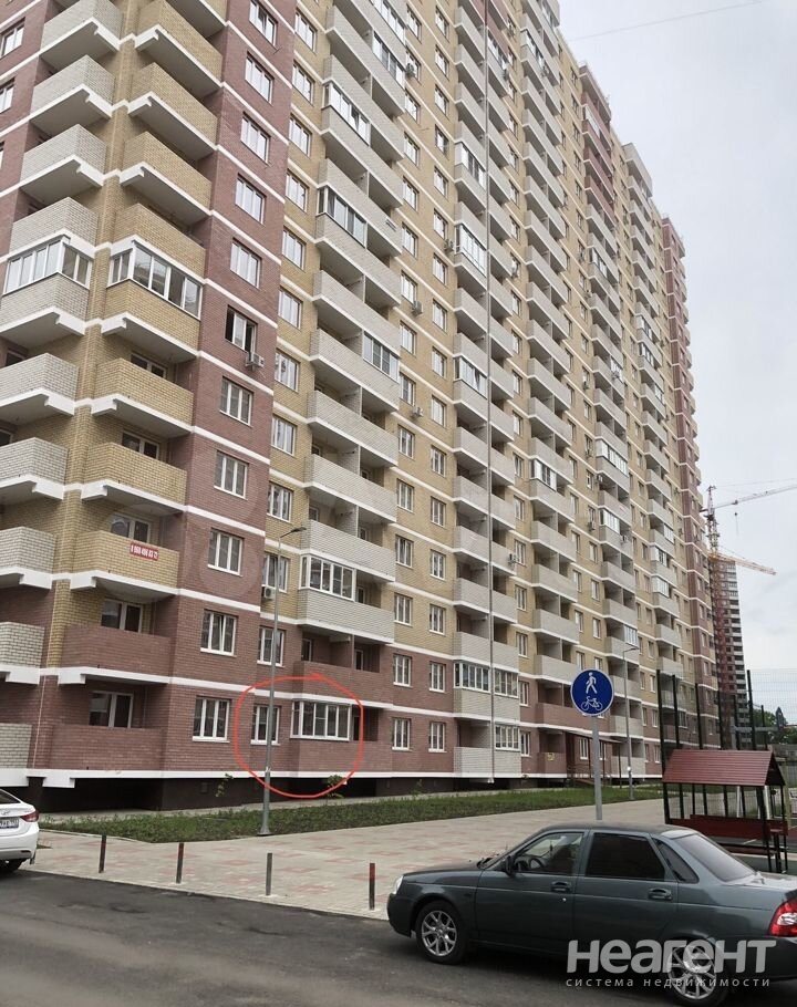 Продается 1-комнатная квартира, 37 м²