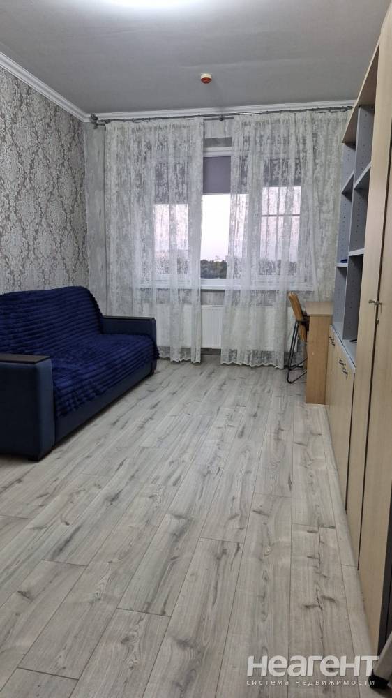 Сдается 1-комнатная квартира, 42 м²