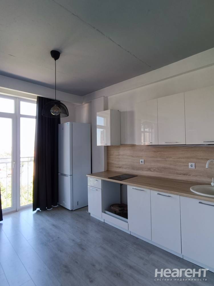 Продается 1-комнатная квартира, 37,1 м²