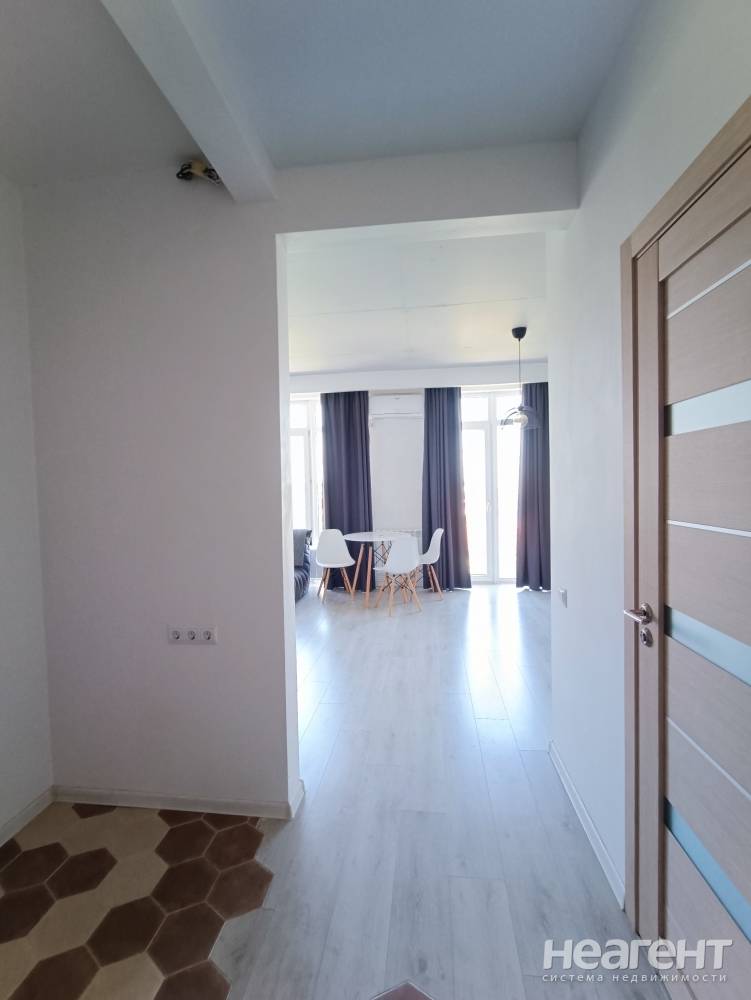 Продается 1-комнатная квартира, 37,1 м²