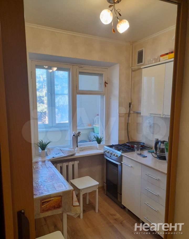 Продается 1-комнатная квартира, 30 м²