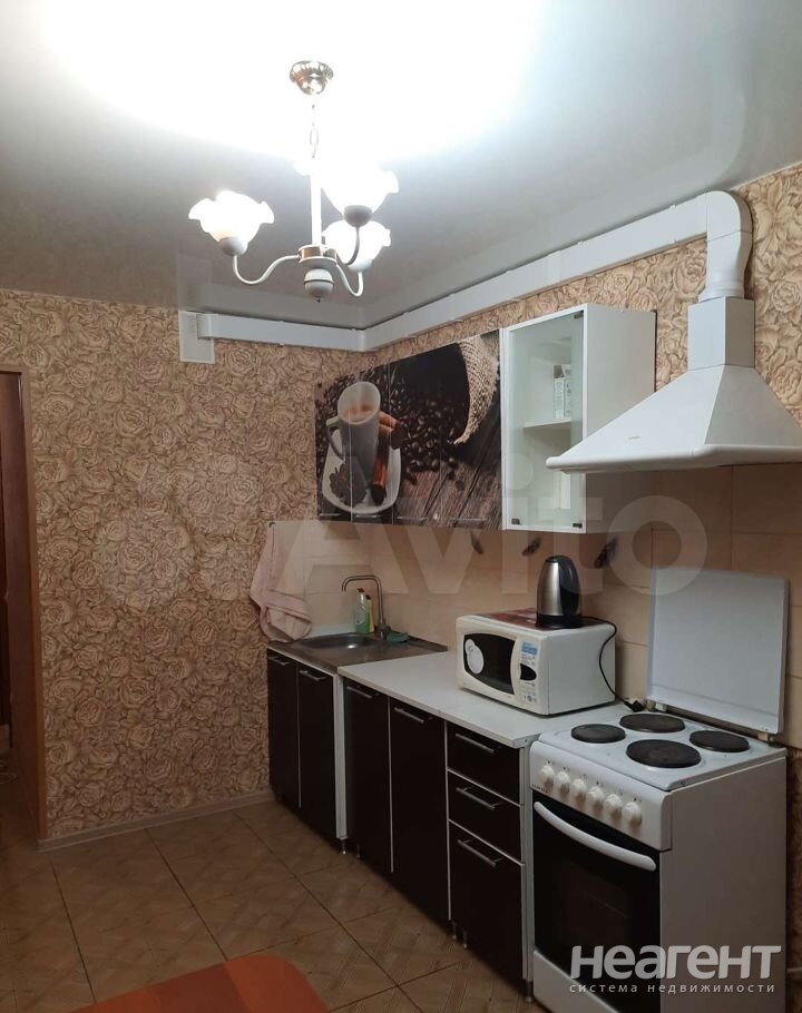 Сдается 1-комнатная квартира, 40 м²