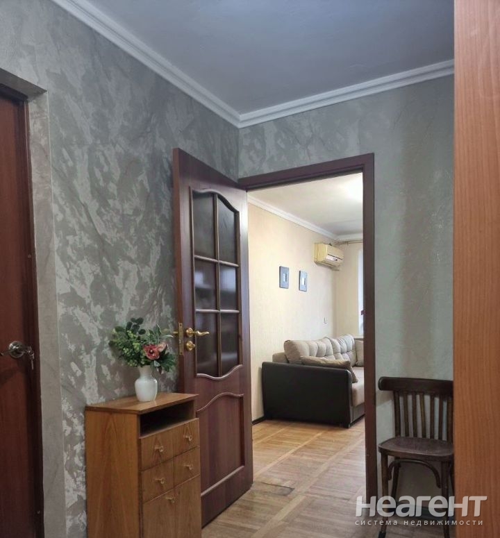 Сдается 2-х комнатная квартира, 65 м²