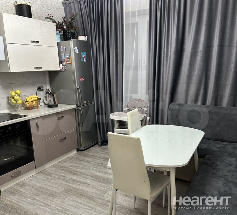 Продается 2-х комнатная квартира, 56 м²