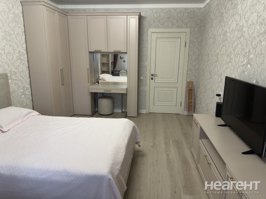 Продается 3-х комнатная квартира, 82 м²