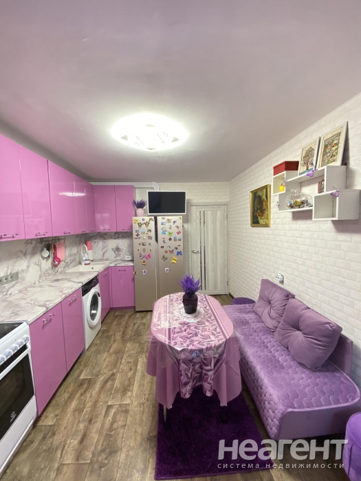 Продается 3-х комнатная квартира, 74 м²