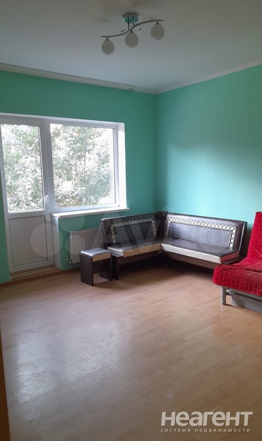 Продается 1-комнатная квартира, 39,6 м²