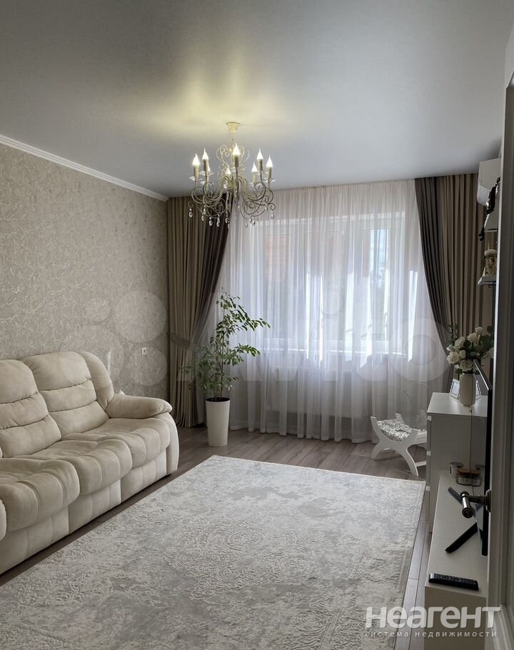 Продается 2-х комнатная квартира, 63,7 м²