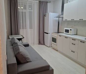 Сдается 1-комнатная квартира, 42 м²
