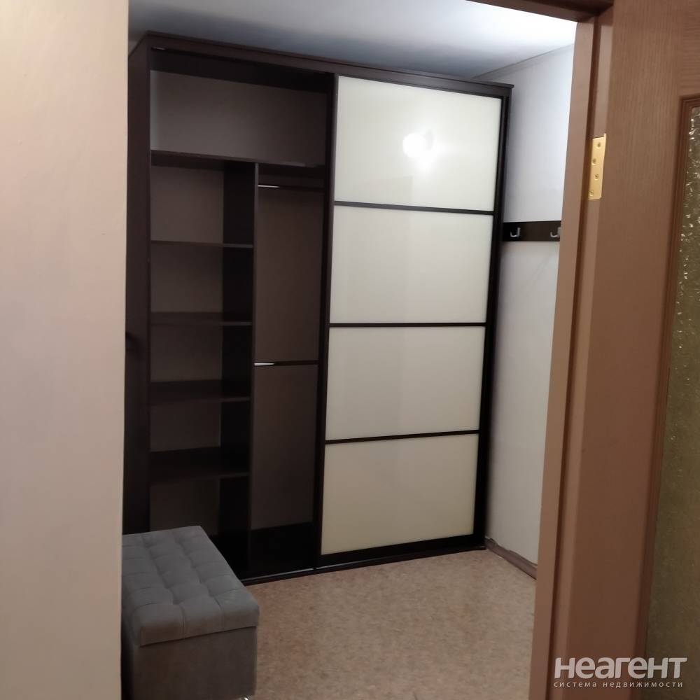 Сдается 1-комнатная квартира, 40 м²