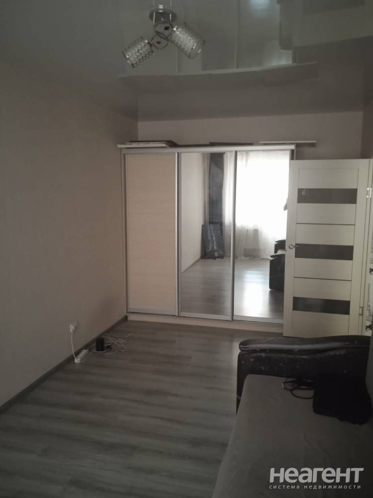 Продается 1-комнатная квартира, 34 м²