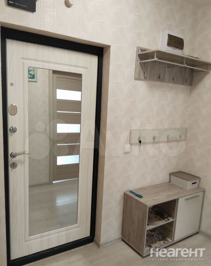 Продается 1-комнатная квартира, 44 м²