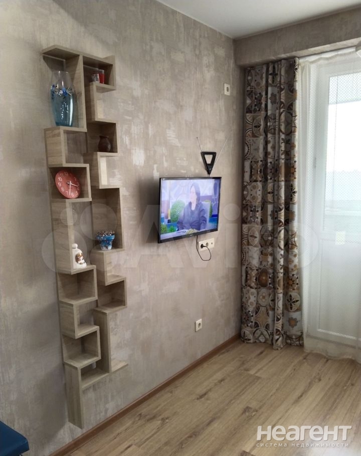 Продается 1-комнатная квартира, 44 м²