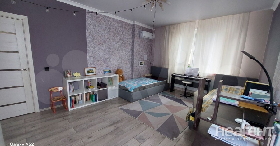 Продается 3-х комнатная квартира, 82 м²