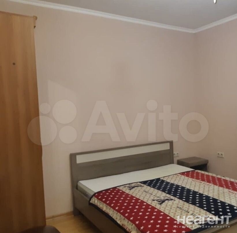 Сдается 1-комнатная квартира, 40 м²