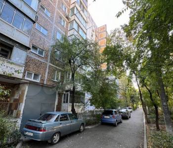 Продается Многокомнатная квартира, 80 м²