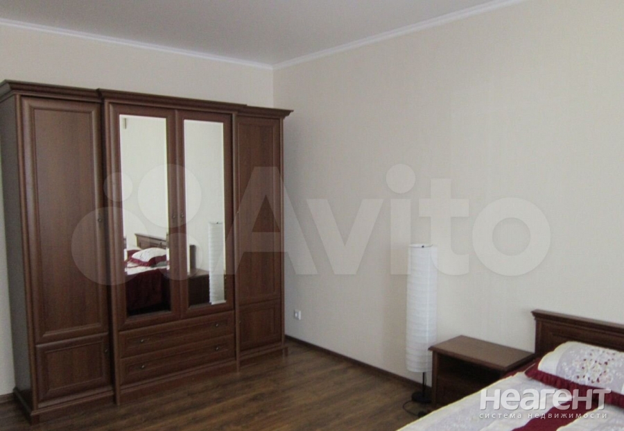 Продается 1-комнатная квартира, 47 м²